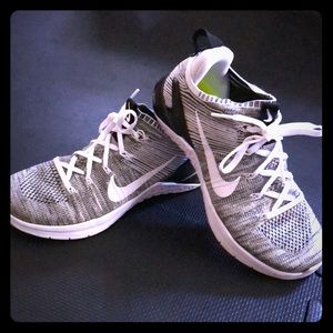 Nike Flyknit Metcon DSX